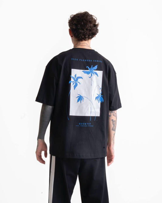 Blue Flowers Sırt Baskılı Oversize T-shirt - Siyah