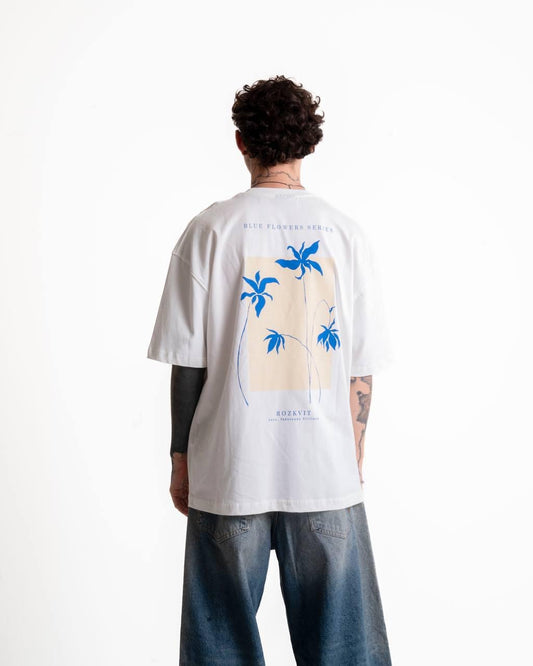 Blue Flowers Sırt Baskılı Oversize T-shirt - Beyaz