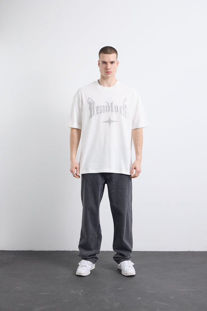 Gri Taş Baskı Detaylı Beyaz T-shirt