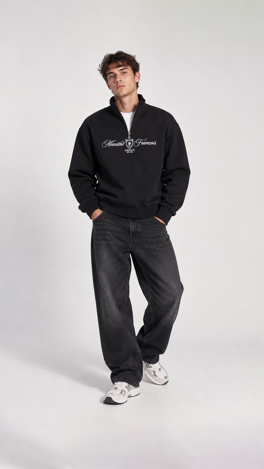 BASKI DETAYLI YARIM FERMUARLI SWEAT 25K-079 SİYAH