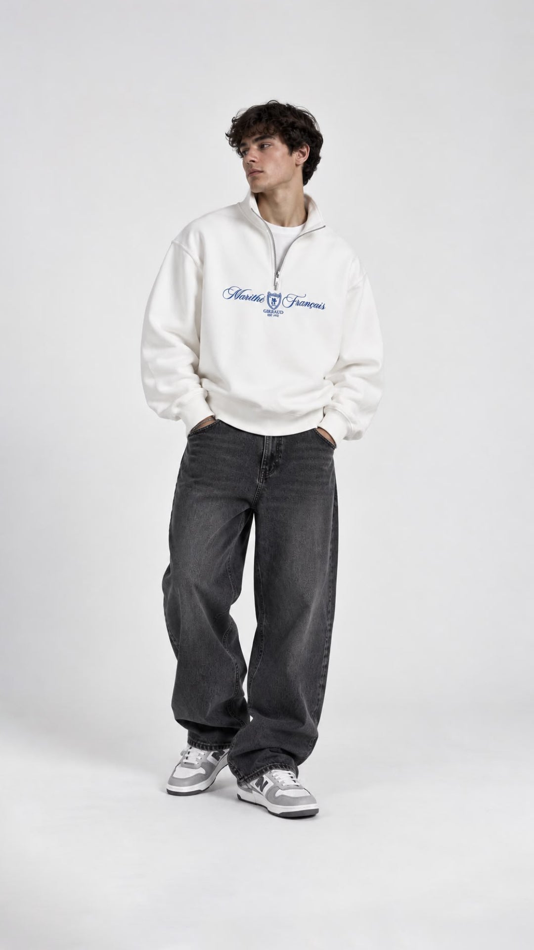 BASKI DETAYLI YARIM FERMUARLI SWEAT 25K-079 BEYAZ