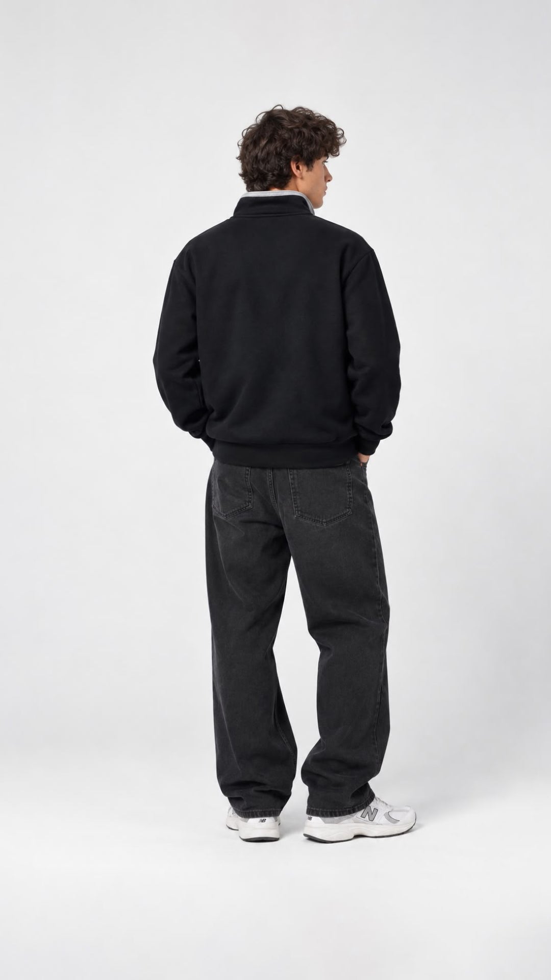 NAKIŞ DETAYLI YARIM FERMUARLI SWEAT 25K-095 SİYAH