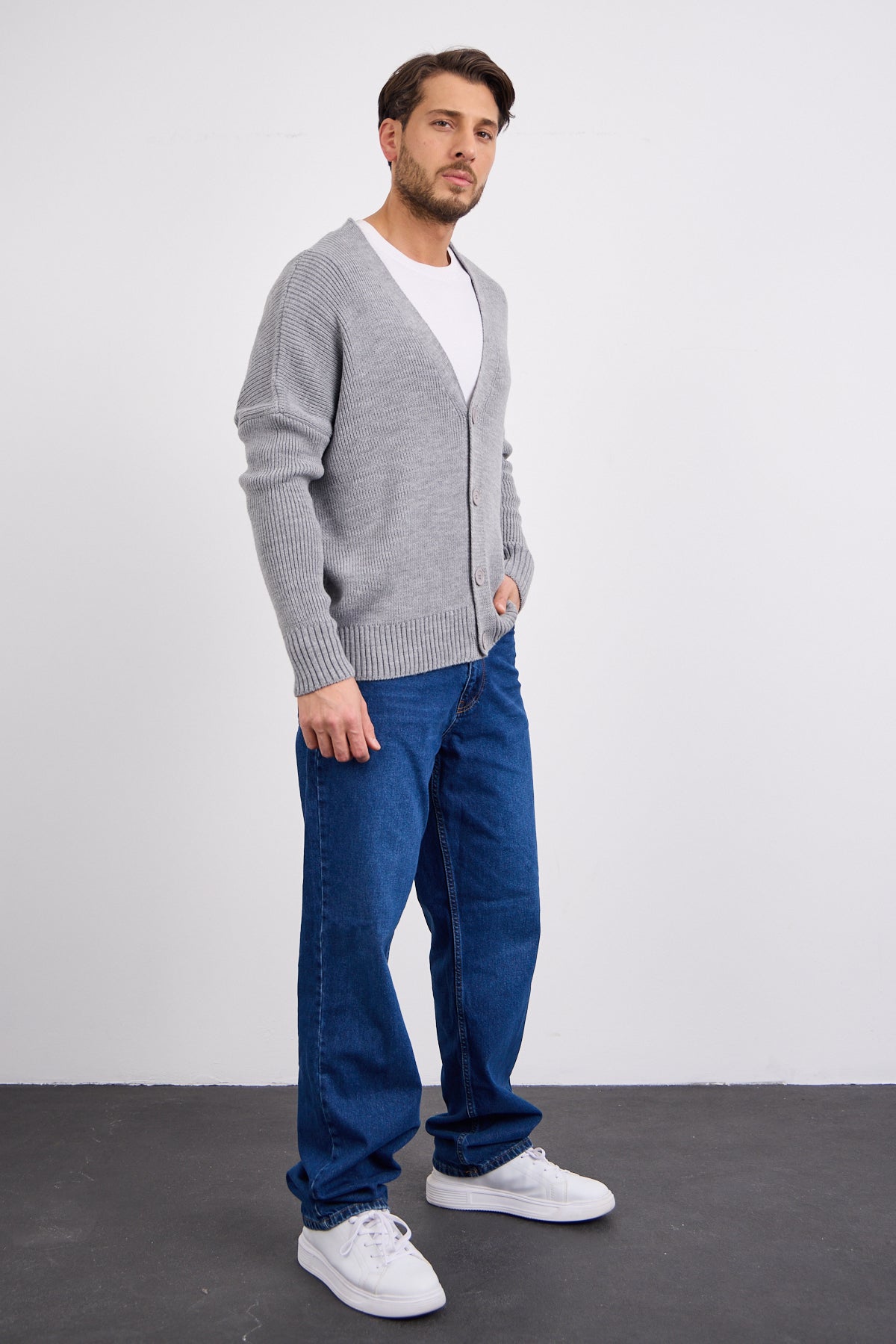 Düğmeli Hırka Gri