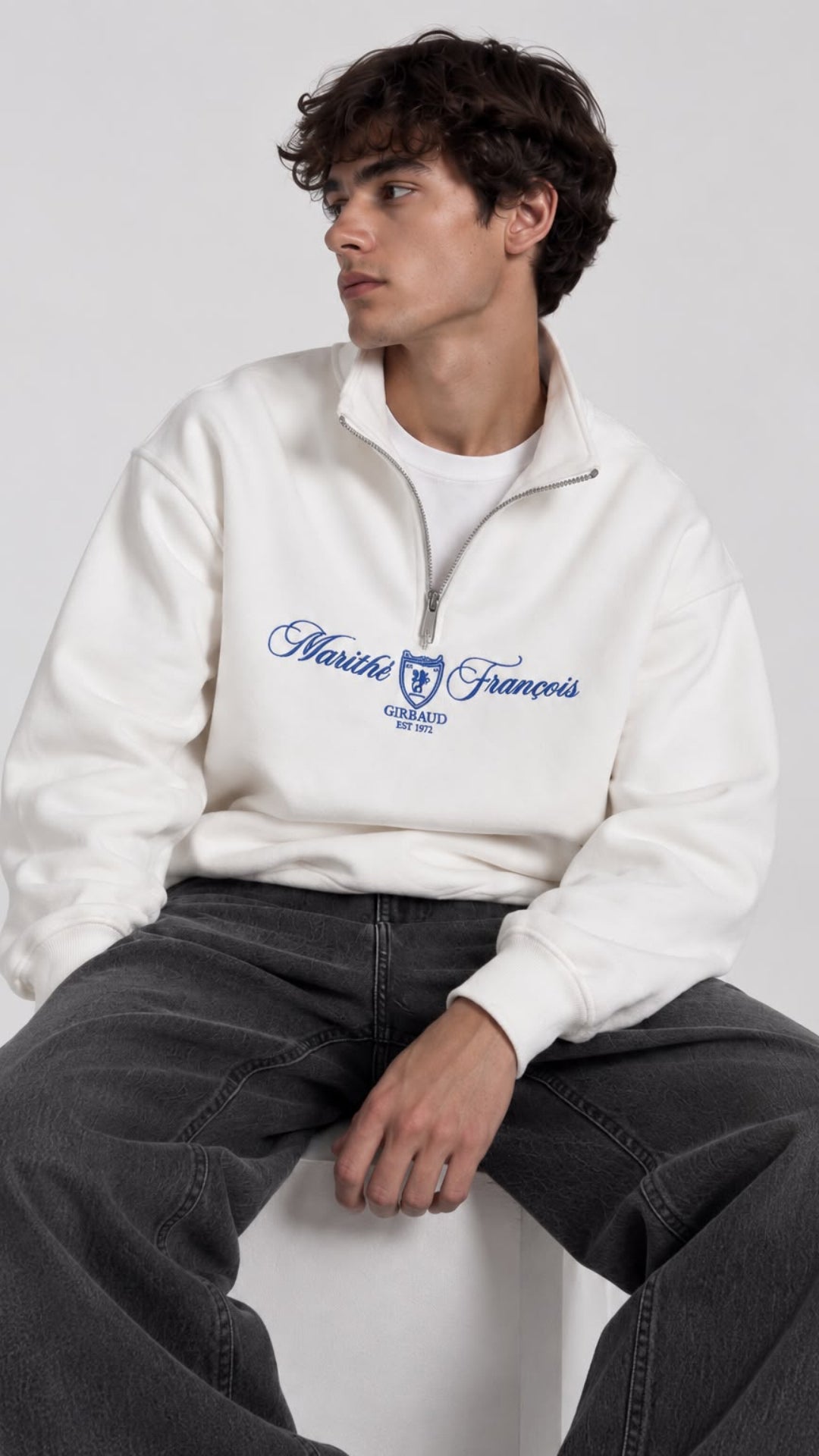 BASKI DETAYLI YARIM FERMUARLI SWEAT 25K-079 BEYAZ