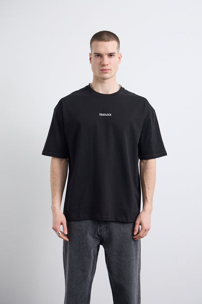 Minimal Nakış Detaylı Siyah T-shirt