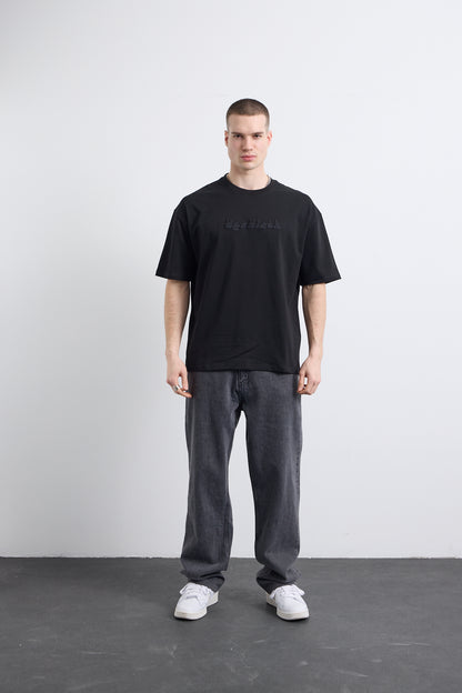 Siyah Nakış Detaylı T-shirt