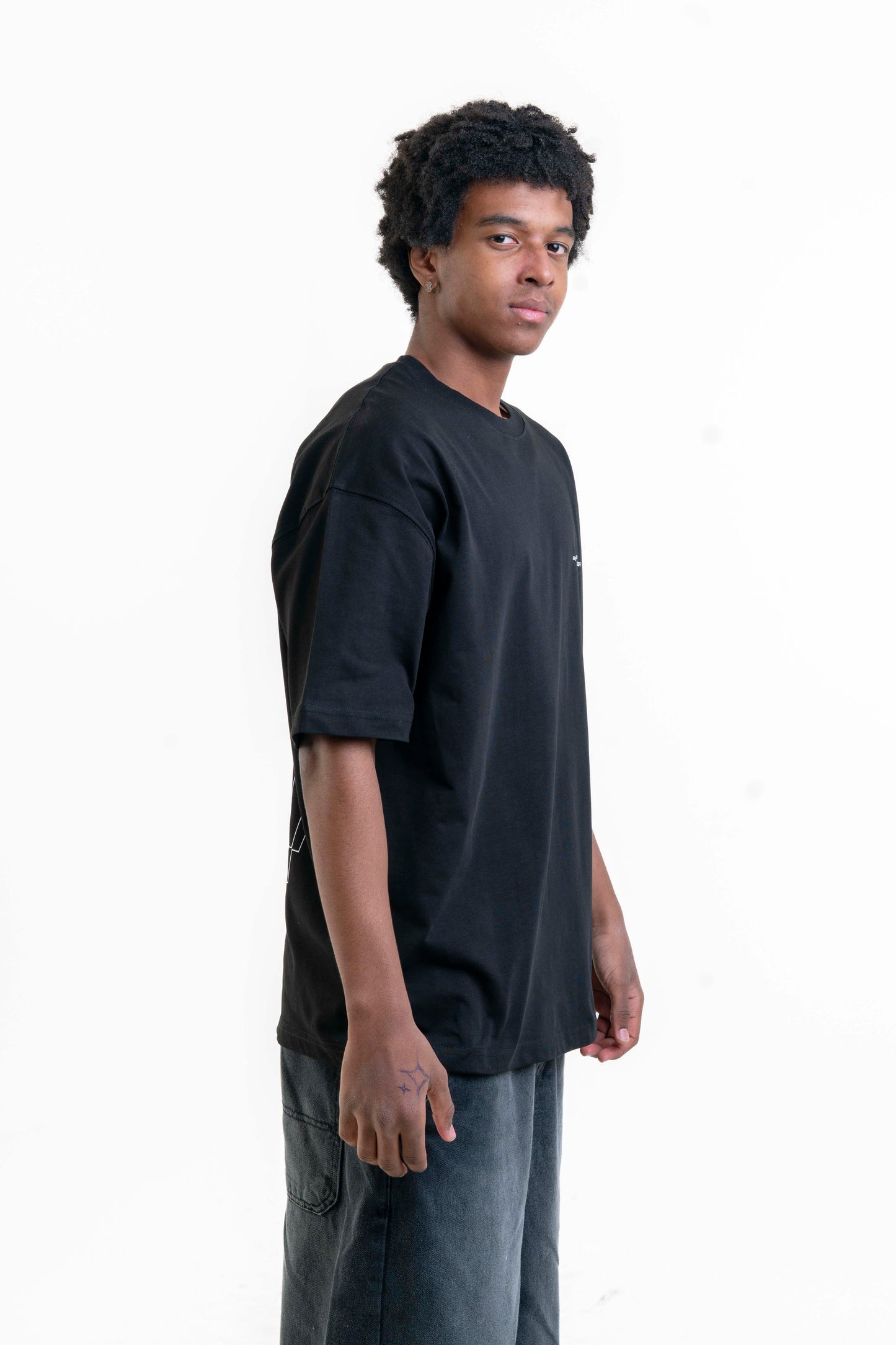 Conquer Rise Oversize Tişört - Siyah