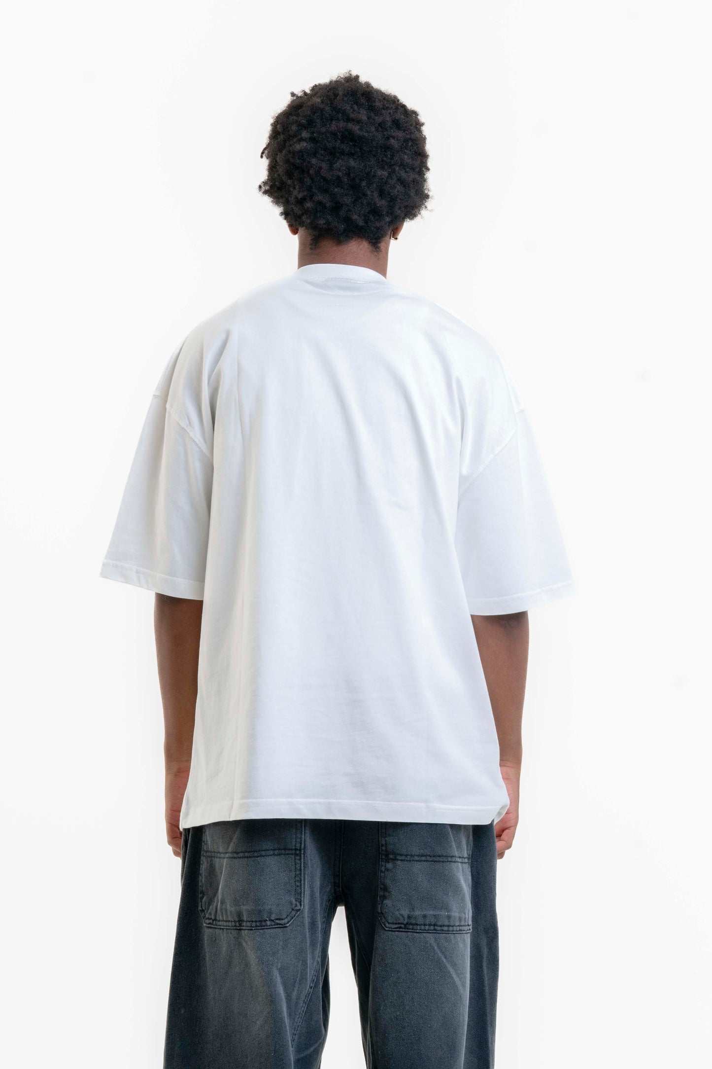 Batfang Nakış Detaylı Oversize T-shirt - Beyaz