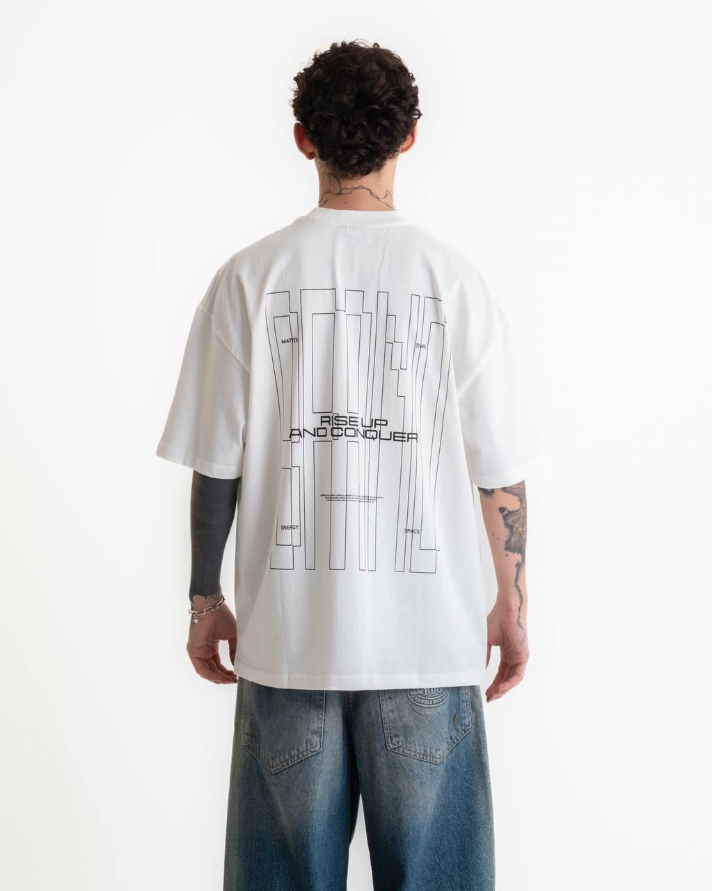 Conquer Rise Oversize Tişört - Beyaz